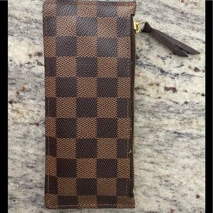 Louis Vuitton coin/card pouch with zipper